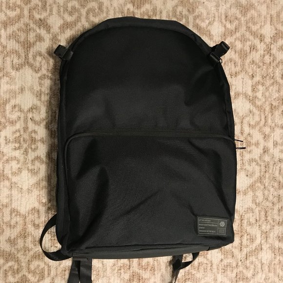 HEX® RANGER CLAMSHELL BLACK DSLR CAMERA BACKPACK - Picture 1 of 9